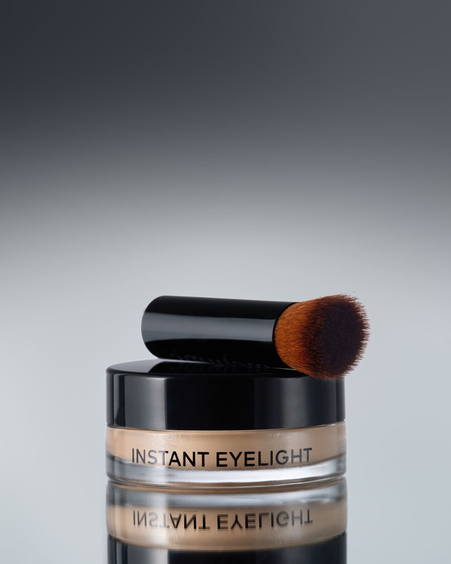 Melumé Instant Eyelight