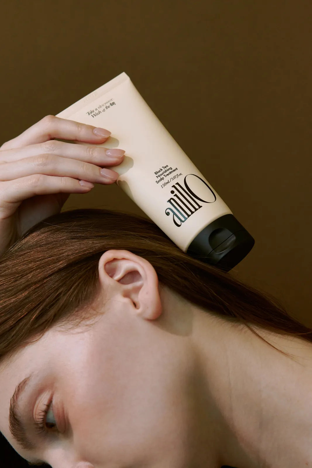 anillO Black Tea Nourishing Scalp Treatment